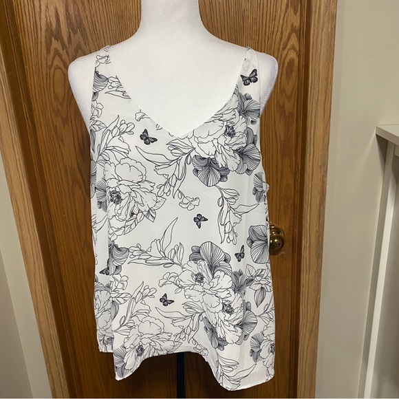 Cute double line dressy tank top - Picture 1 of 5